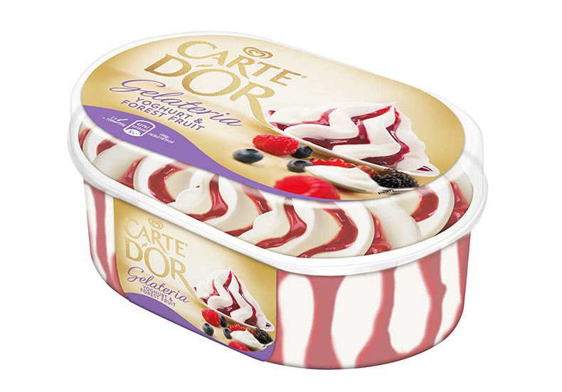 Сладолед Йогурт и горски плодове Carte D'Or 900 мл