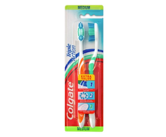 Четка за Зъби Colgate Triple Action Medium 1+1 бр