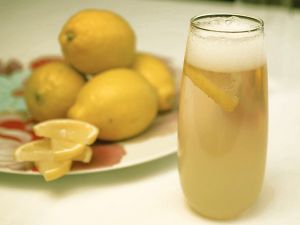 Пенлива лимонада