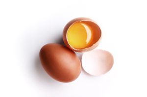Ползите от суровите яйцата в менюто ни